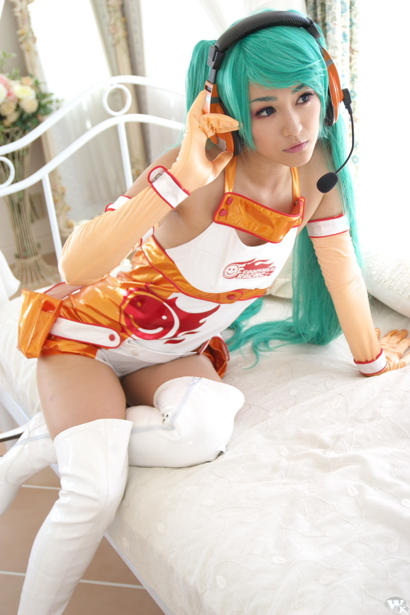 aira-rc-miku-05.jpg