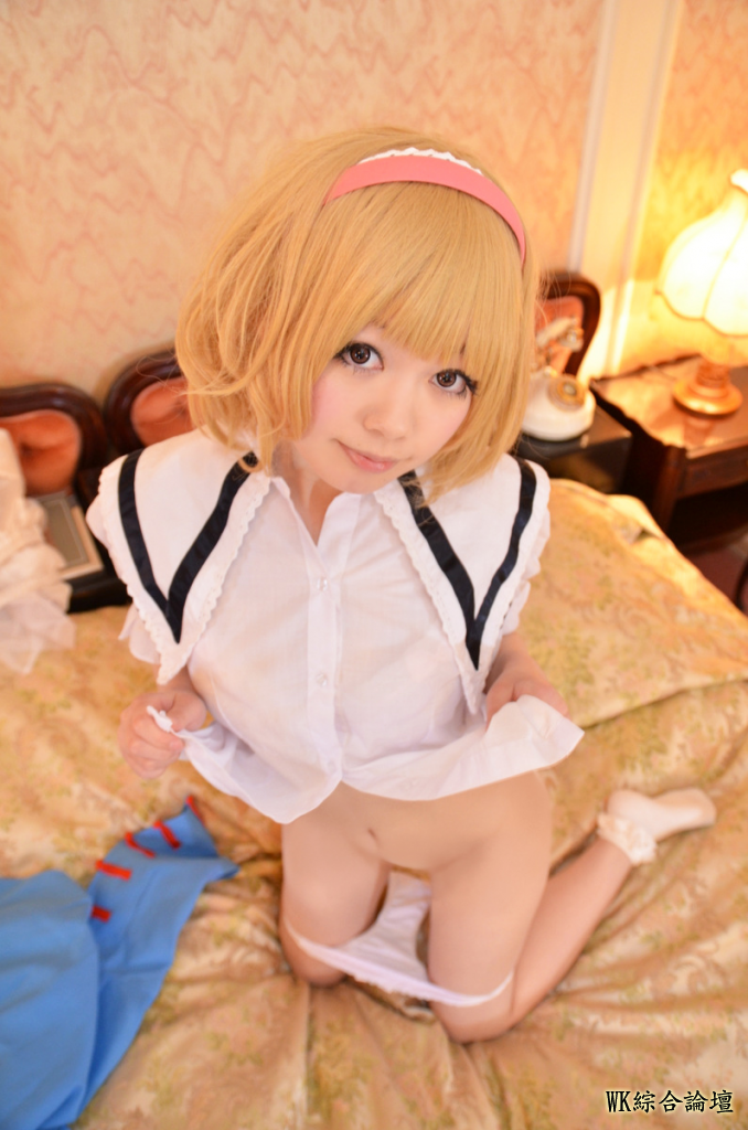 shiizuku-in-alice_margatroid_cosplay-678x1024.png