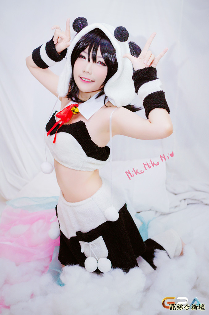 Mai-Hoang-cosplay2-678x1024.jpg