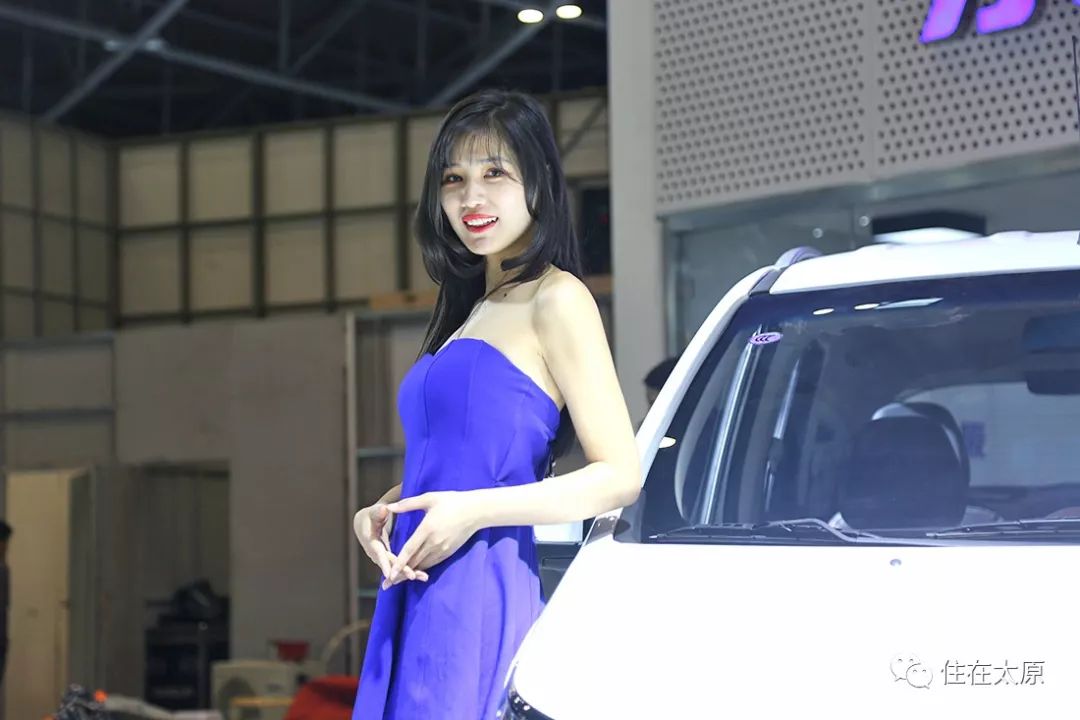 太原国际车展实拍,海量美女!豪车!感觉身体被掏空?-4.jpg