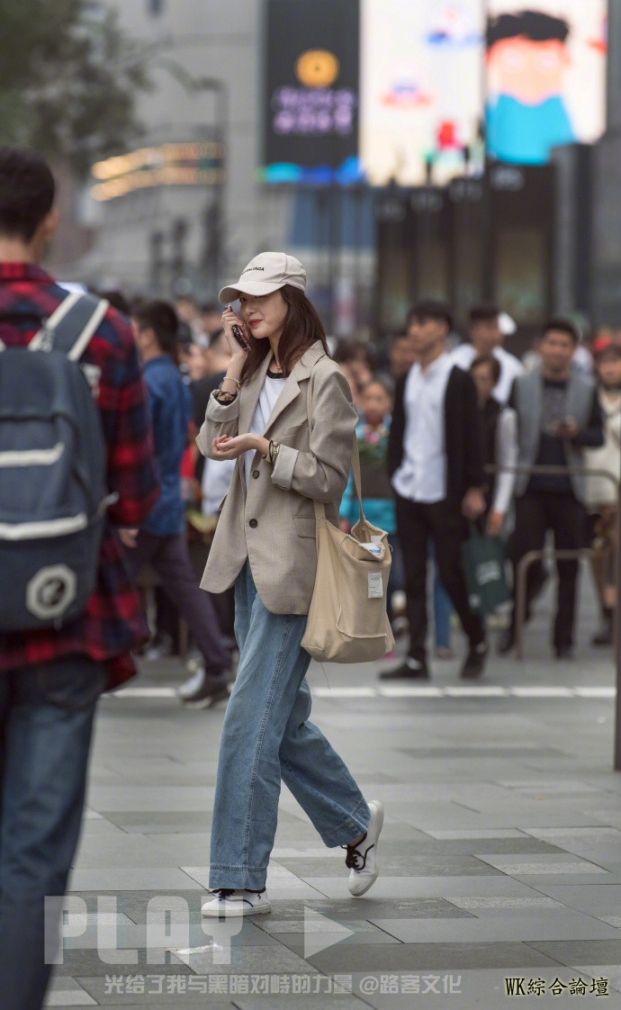 街拍：小姐姐教你秋冬穿搭的正确打开方式，分分钟美出新高度！-2.jpeg